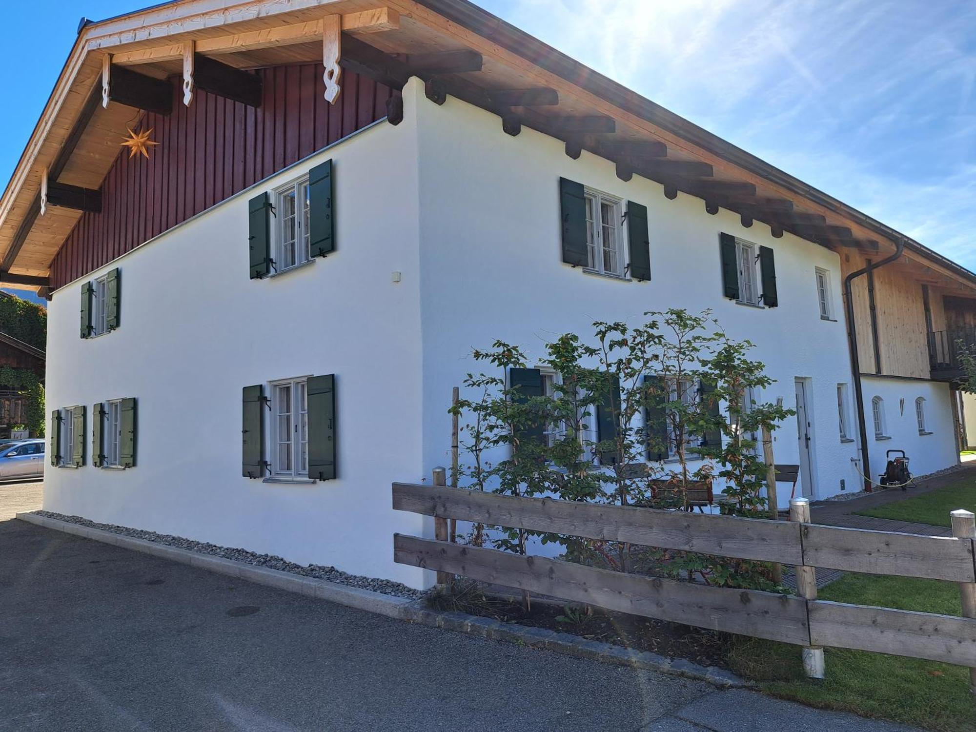 Neu! Ferienwohnungen Im Lueftlmalereck, Hennalahaus Oberammergau Exterior photo
